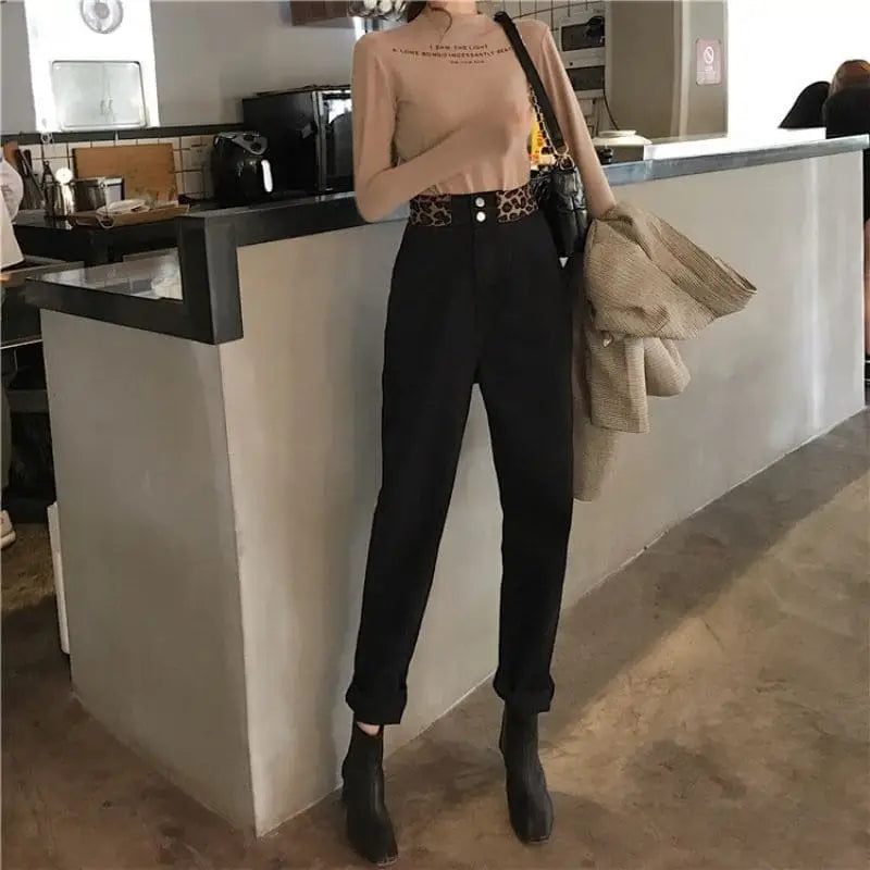 Jean Léopard Mom Fit