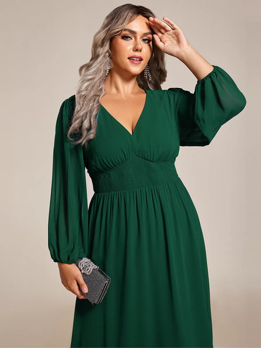 Robe invité mariage mi-longue élégante à col en V et manches longues