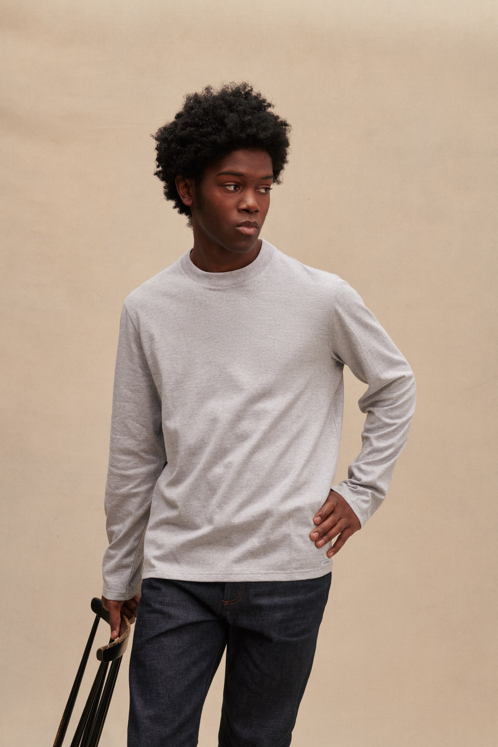 T-shirt gris à manches longues pour homme